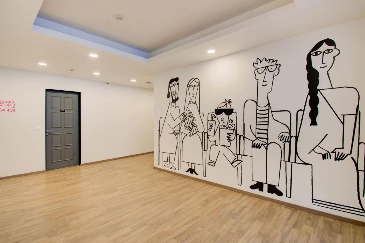 Super Townhouse 1096 Hotel Redfox Nungambakkam Near Apollo & Shankar Nethralaya Hospital Chennai Exteriör bild