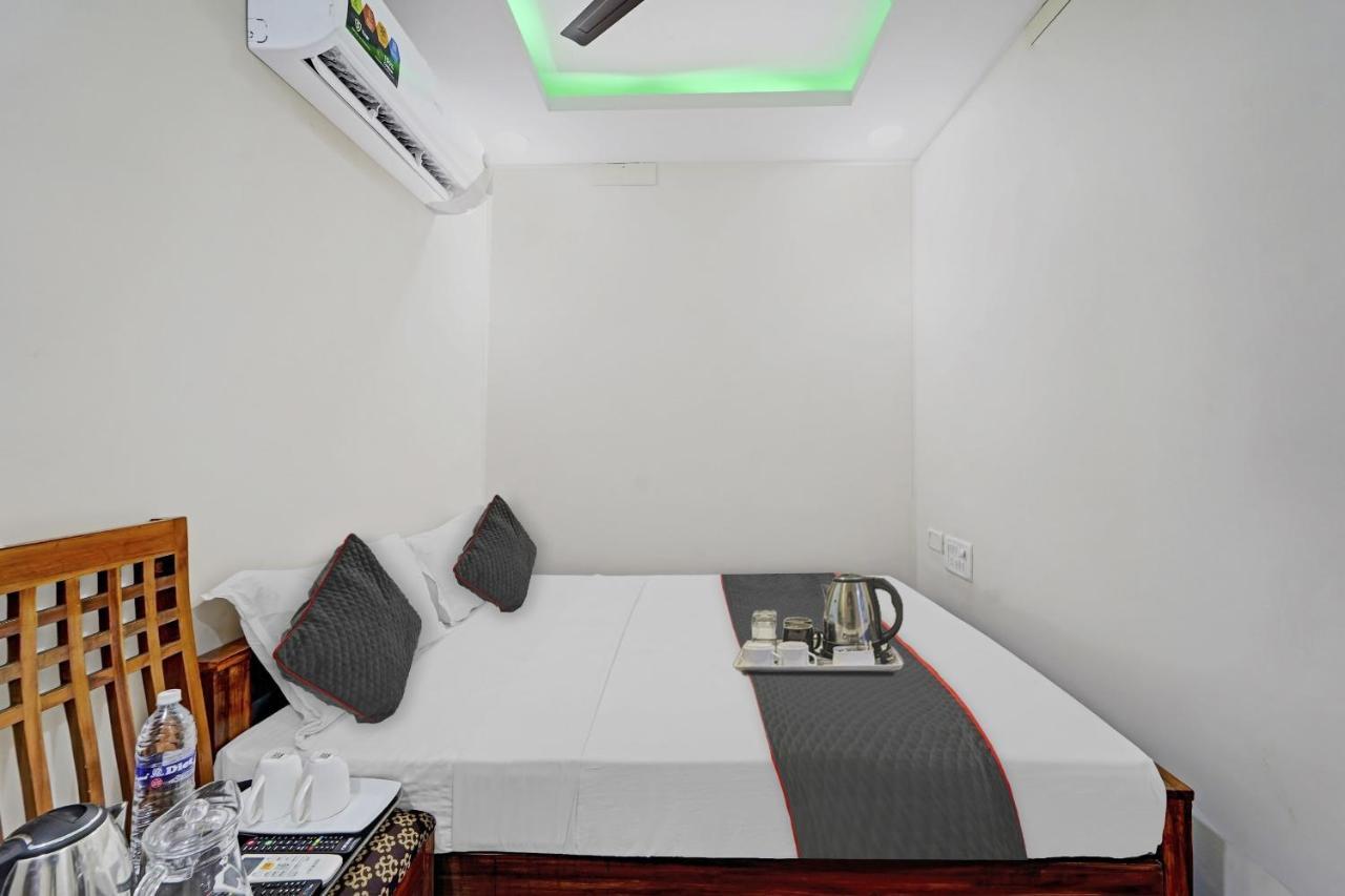 Super Townhouse 1096 Hotel Redfox Nungambakkam Near Apollo & Shankar Nethralaya Hospital Chennai Exteriör bild