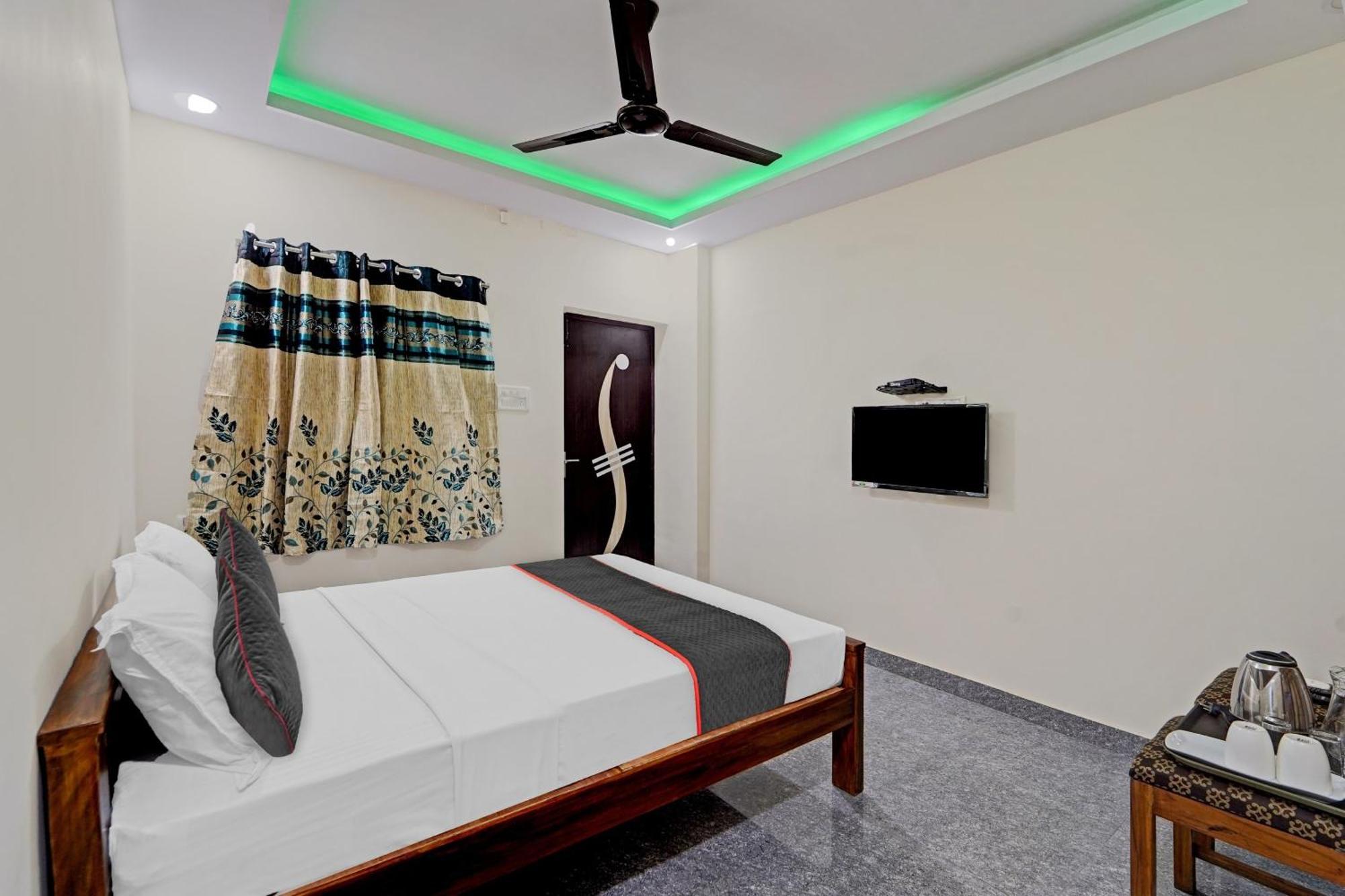 Super Townhouse 1096 Hotel Redfox Nungambakkam Near Apollo & Shankar Nethralaya Hospital Chennai Exteriör bild