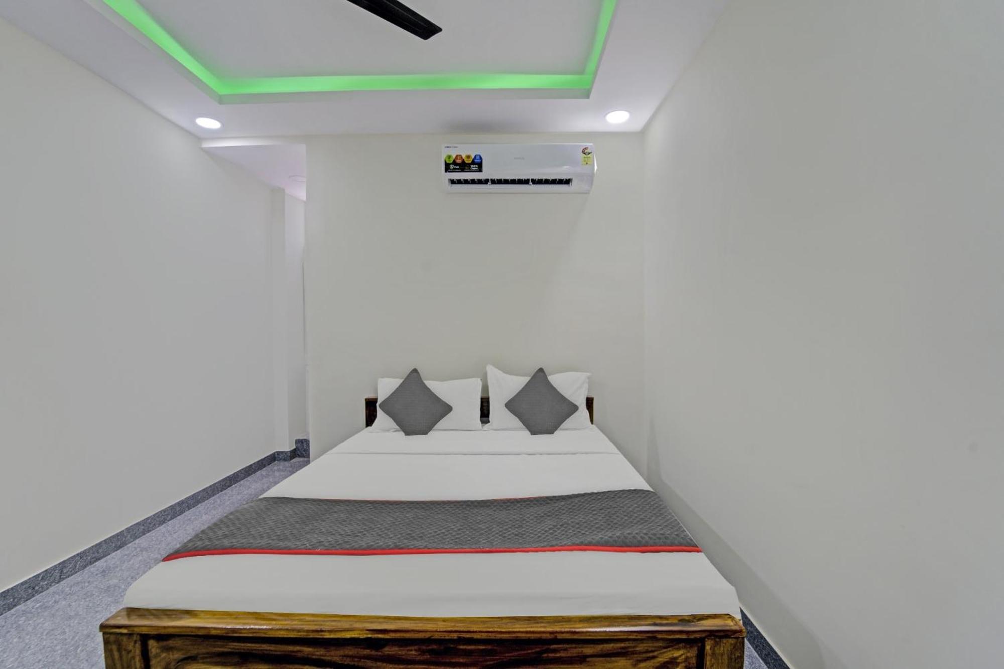 Super Townhouse 1096 Hotel Redfox Nungambakkam Near Apollo & Shankar Nethralaya Hospital Chennai Exteriör bild