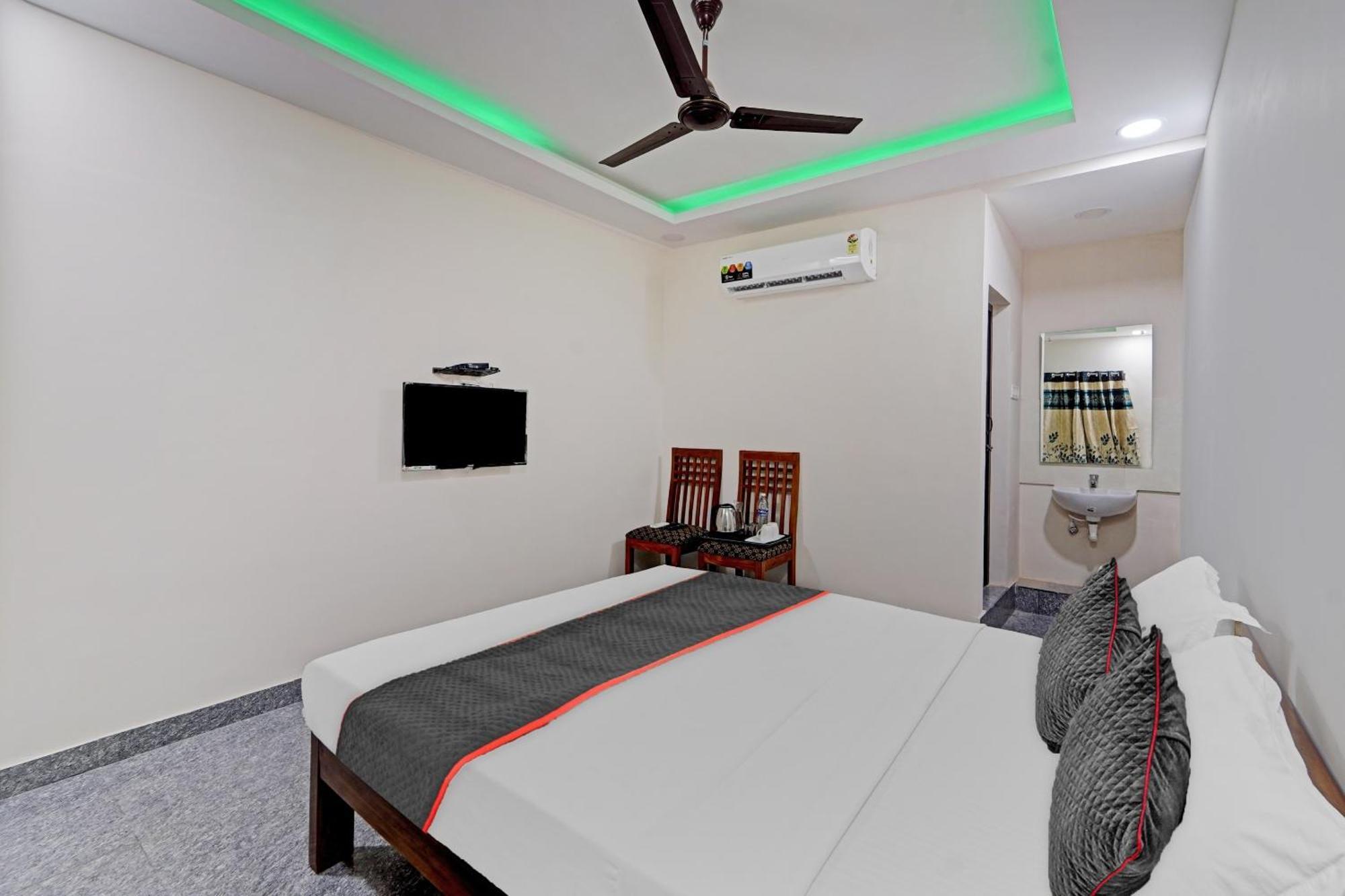 Super Townhouse 1096 Hotel Redfox Nungambakkam Near Apollo & Shankar Nethralaya Hospital Chennai Exteriör bild