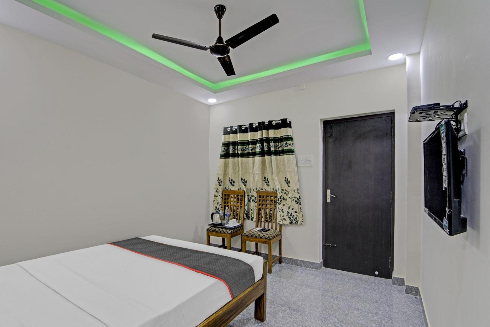 Super Townhouse 1096 Hotel Redfox Nungambakkam Near Apollo & Shankar Nethralaya Hospital Chennai Exteriör bild