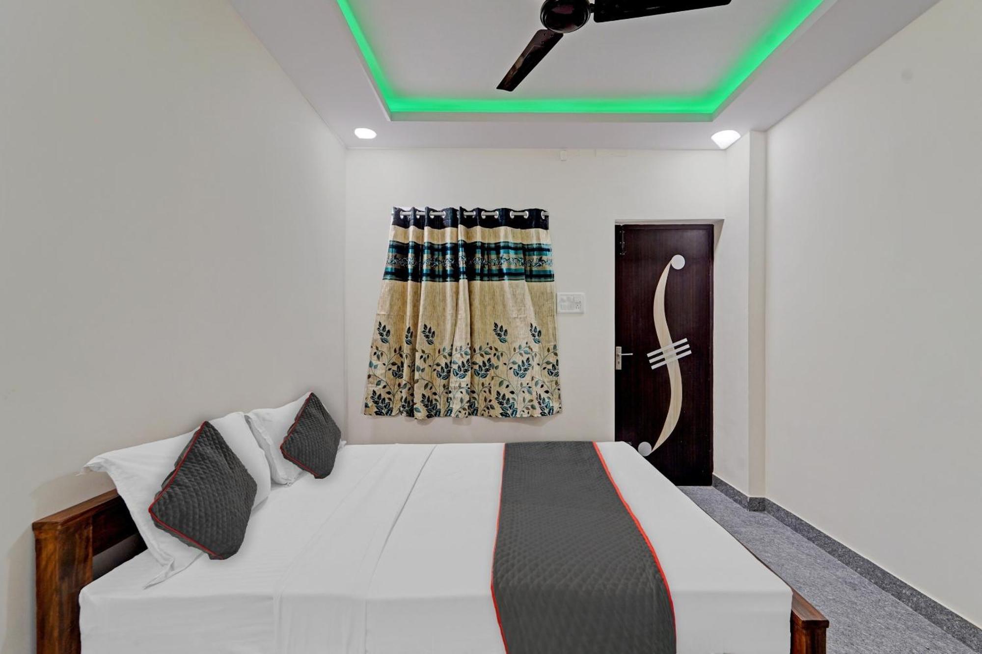 Super Townhouse 1096 Hotel Redfox Nungambakkam Near Apollo & Shankar Nethralaya Hospital Chennai Exteriör bild